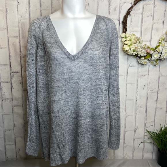 Eileen Fisher Gray Italian Yarn Light Knit Tunic - Picture 2 of 7